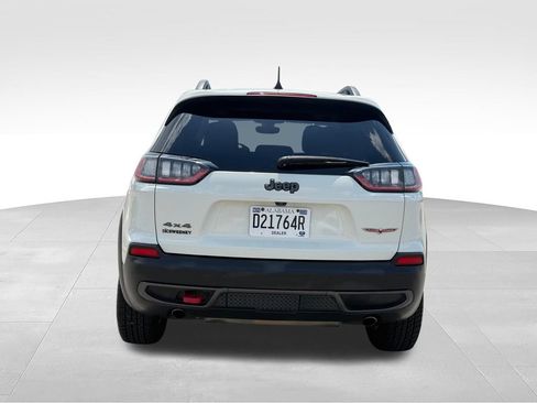 Used 2019 Jeep Cherokee Trailhawk w/ Comfort/Convenience Group AWD/4WD image 28