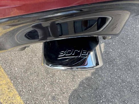 Used 2012 Jeep Grand Cherokee SRT8 w/ Luxury Group II AWD/4WD image 6