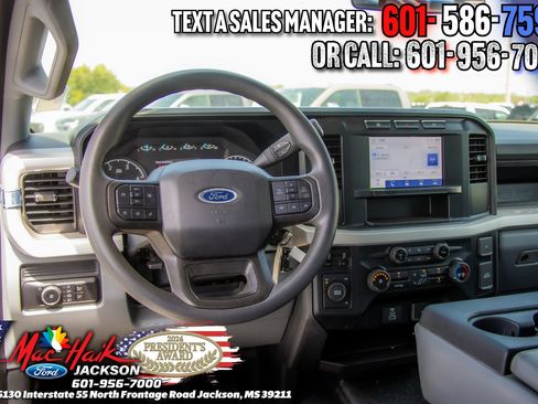 Used 2023 Ford F550 4x4 Crew Cab Super Duty image 8