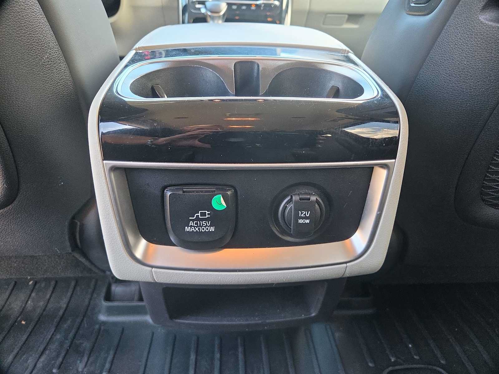 Used 2022 Kia Carnival SX FWD image 18