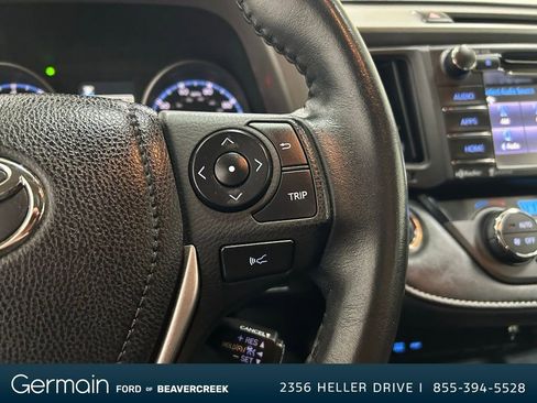 Used 2018 Toyota RAV4 XLE image 23