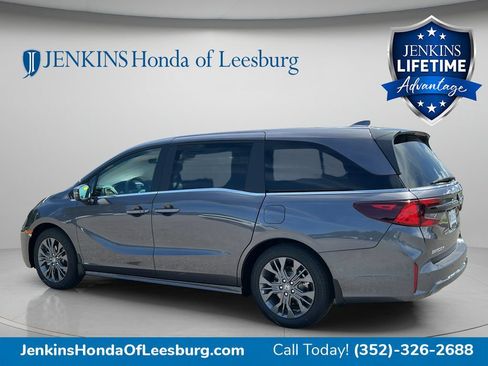 New 2027 Honda Odyssey Touring image 5