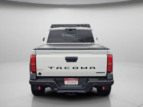Certified 2024 Toyota Tacoma Trailhunter image 24