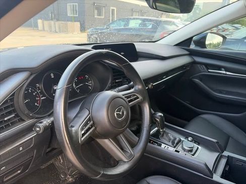 Used 2022 MAZDA MAZDA3 s FWD image 5