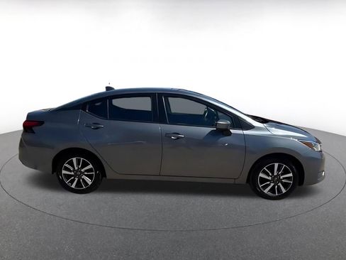 Used 2025 Nissan Versa SV FWD image 16