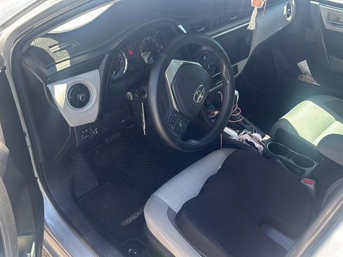 Used 2018 Toyota Corolla LE w/ Carpet Mat Package (TMS) image 6