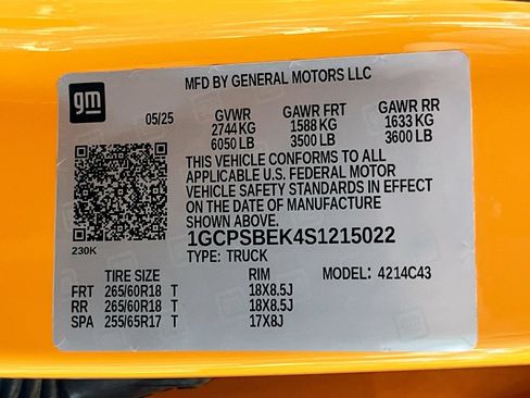 Used 2025 Chevrolet Colorado W/T w/ WT Custom Package RWD image 30