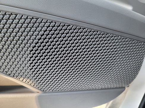 Certified 2025 Hyundai Elantra SEL image 23