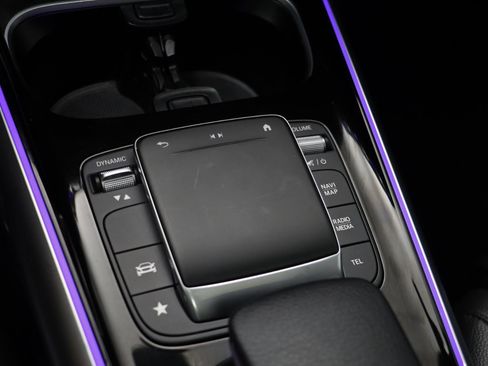 Used 2023 Mercedes-Benz GLA 250 image 12