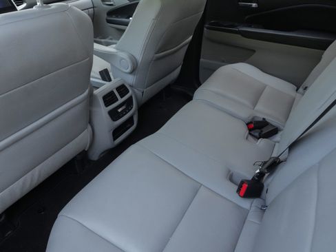 Used 2017 Honda Pilot EX-L image 28