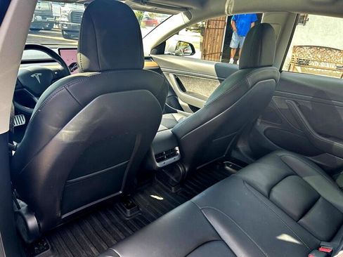 Used 2020 Tesla Model 3 Standard Range Plus image 14
