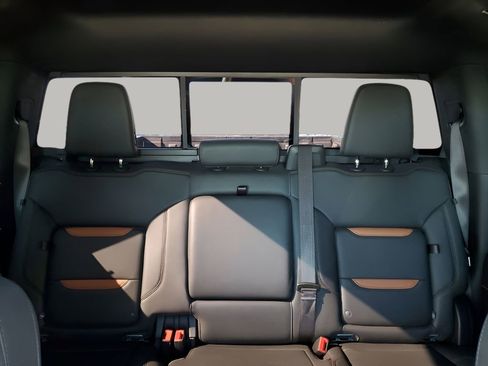 Used 2024 GMC Sierra 1500 AT4 w/ Technology Package image 43