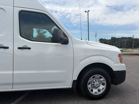 Used 2021 Nissan NV 2500 SV RWD image 28