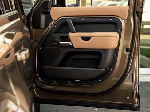 New 2026 Land Rover Defender 110 S AWD/4WD image 34