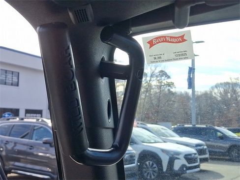 Used 2018 Jeep Wrangler Sport image 25