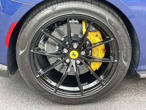 Used 2022 Ferrari 812 GTS RWD image 13