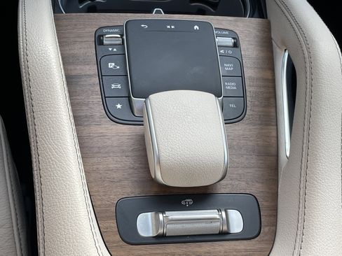 Certified 2024 Mercedes-Benz GLS 450 4MATIC image 36