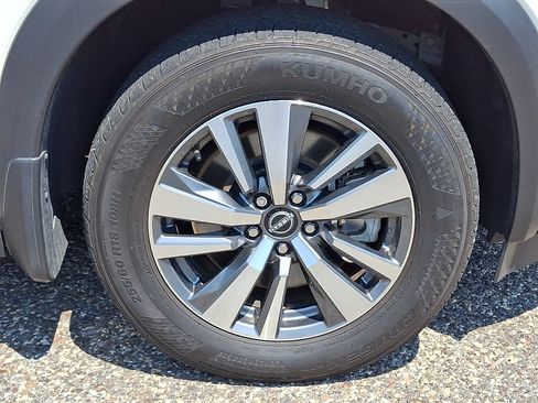 Certified 2024 Nissan Pathfinder SL AWD/4WD image 8