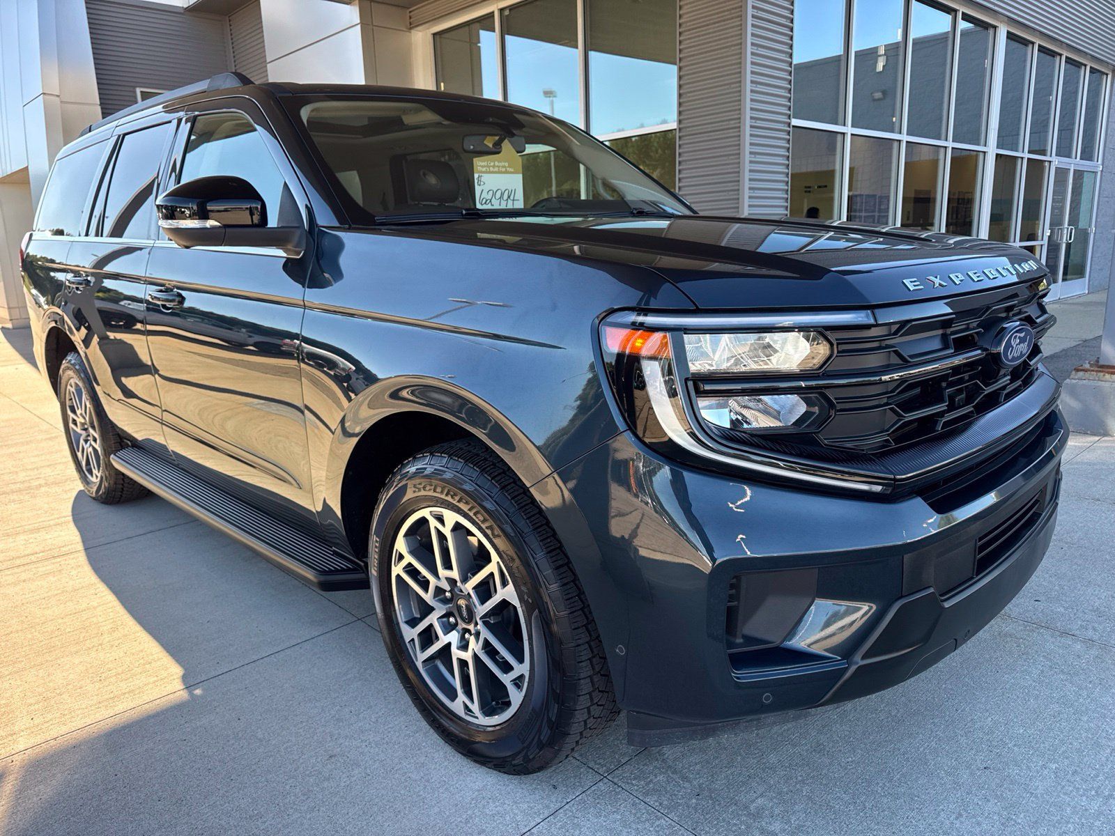 Certified 2025 Ford Expedition Active AWD/4WD image 10