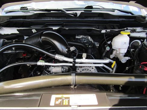 Used 2023 RAM 1500 Classic SLT w/ Protection Group AWD/4WD image 21