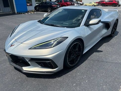 Used 2021 Chevrolet Corvette Stingray Premium Cpe w/ Z51 Performance Package RWD image 5