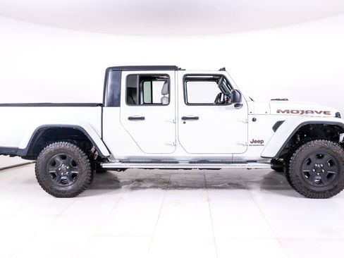 Used 2021 Jeep Gladiator Mojave image 6