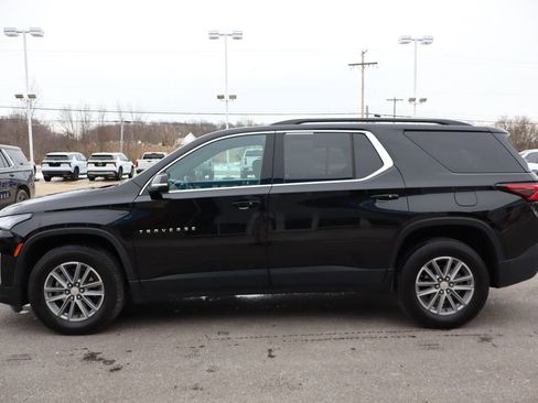 Used 2023 Chevrolet Traverse LT image 27