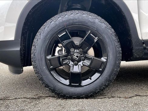 Used 2026 Honda Ridgeline Black Edition image 8