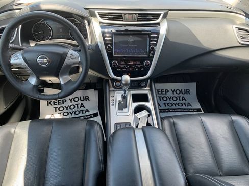 Used 2018 Nissan Murano SL w/ Moonroof Package AWD/4WD image 16