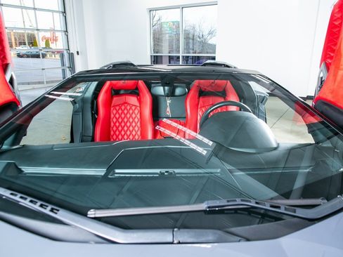 Used 2013 Lamborghini Aventador LP 700-4 image 31