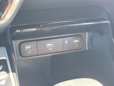 Used 2023 Kia Sorento SX Prestige AWD/4WD image 23