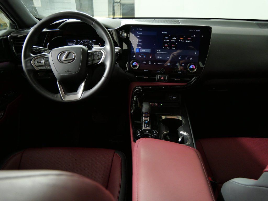 Used 2023 Lexus NX 350 AWD image 22