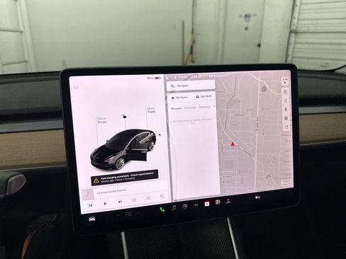 Used 2020 Tesla Model 3 Long Range image 12