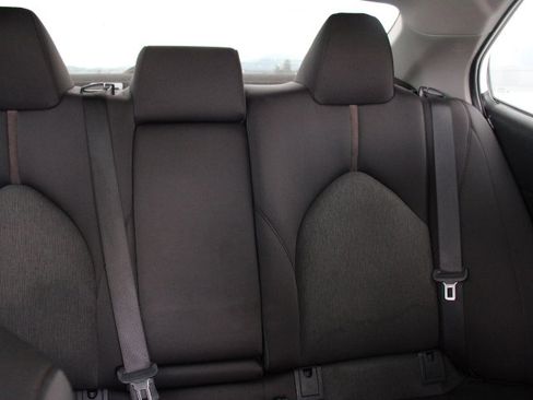 Certified 2019 Toyota Camry LE image 22