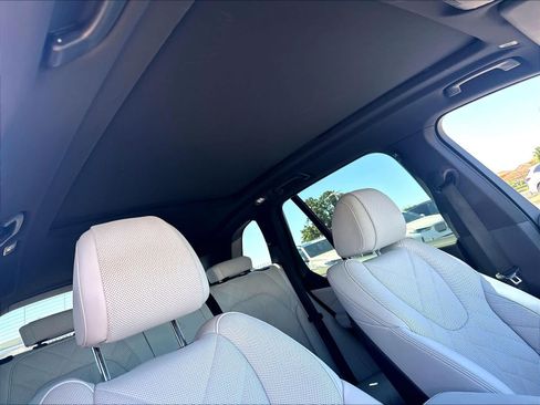 Used 2025 BMW X5 xDrive50e w/ Premium Package AWD/4WD image 27