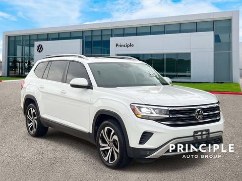 Used 2022 Volkswagen Atlas SEL AWD/4WD image 3