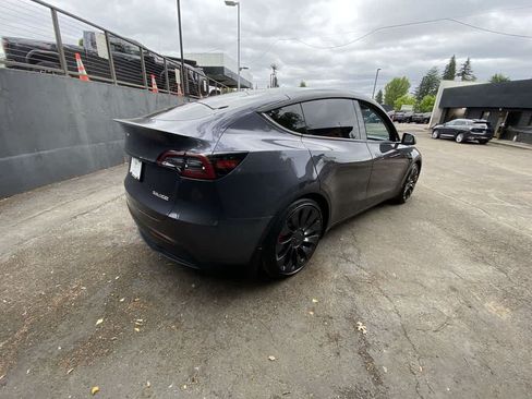 Used 2023 Tesla Model Y Performance AWD/4WD image 6