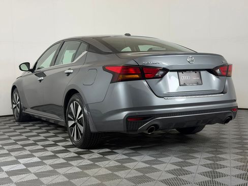 Used 2021 Nissan Altima 2.5 SL FWD image 3