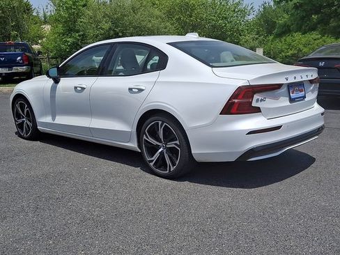 Used 2024 Volvo S60 B5 Core w/ Climate Package AWD/4WD image 4