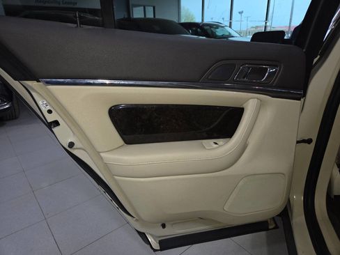 Used 2015 Lincoln MKS AWD w/ Equipment Group 101A image 19