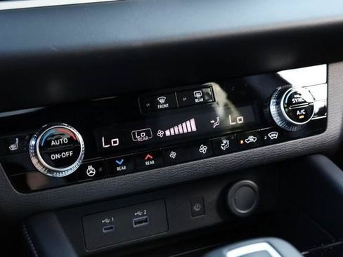 New 2026 Nissan Rogue Platinum AWD/4WD image 17