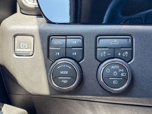 Used 2026 Chevrolet Silverado 1500 RST w/ Z71 Off-Road Package AWD/4WD image 47