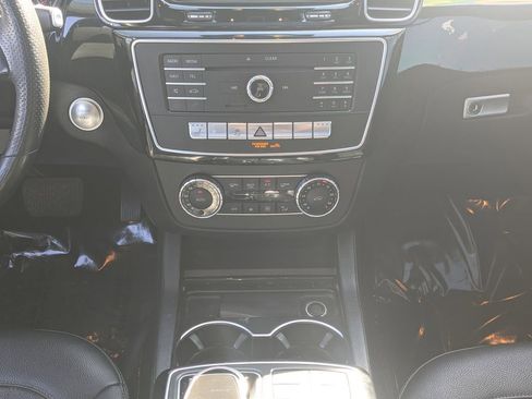 Certified 2018 Mercedes-Benz GLE 350 4MATIC image 6