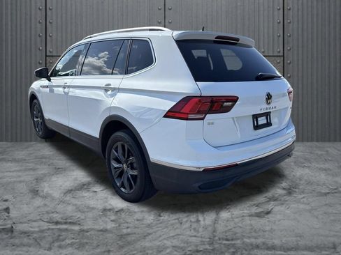 Used 2022 Volkswagen Tiguan SE AWD/4WD image 5