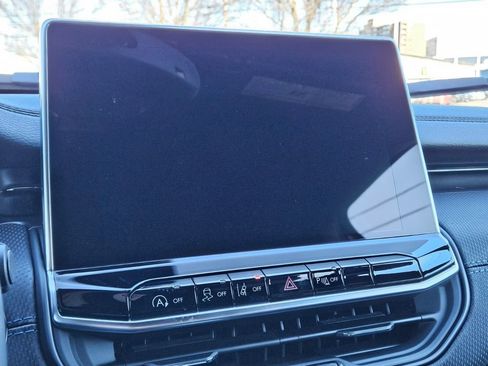 New 2026 Jeep Compass Limited image 16