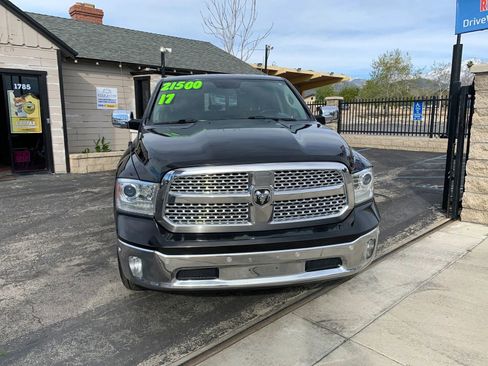 Used 2017 RAM 1500 Laramie w/ Convenience Group image 6