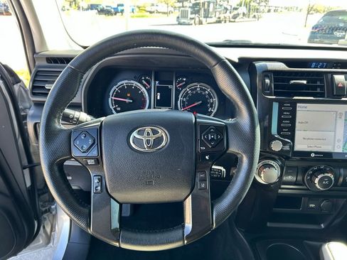 Used 2024 Toyota 4Runner TRD Off-Road Premium AWD/4WD image 21