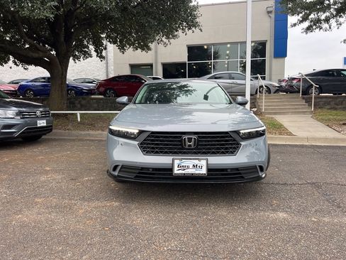 New 2025 Honda Accord EX-L image 2