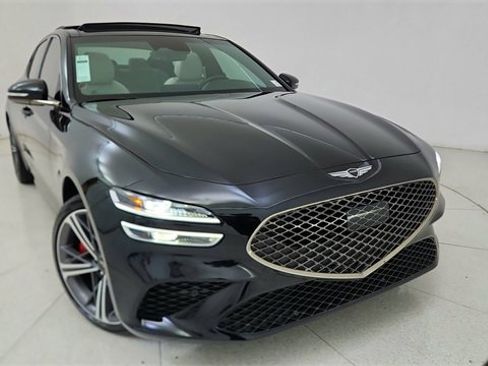 Used 2025 Genesis G70 2.5T w/ Sport Prestige Package image 1