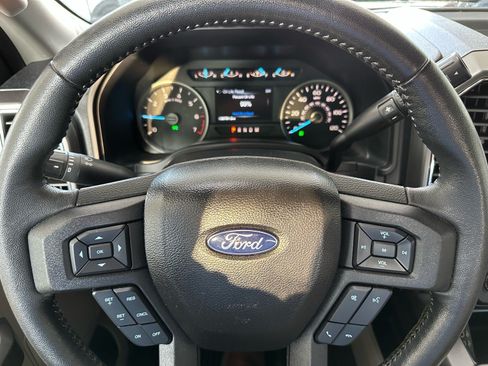Used 2020 Ford F150 XLT w/ Equipment Group 302A Luxury AWD/4WD image 31